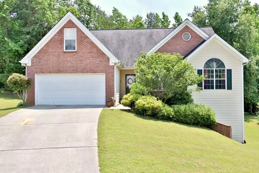 6306 HORIZON DR, Flowery Branch, GA 30542