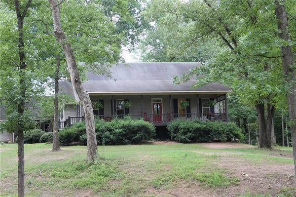 4256 Holly Springs RD, Gillsville, GA 30543