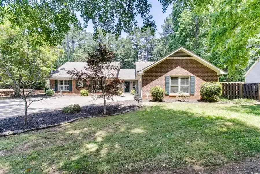 2733 Jims RD, Marietta, GA 30066