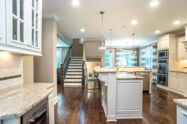 Atlanta, GA 30342,5586 Julian PL