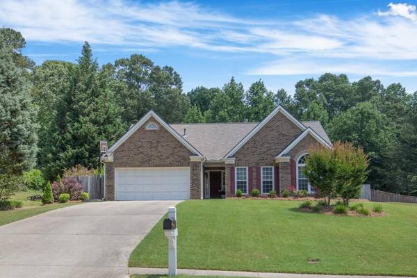 1875 Dartford WAY, Hoschton, GA 30548