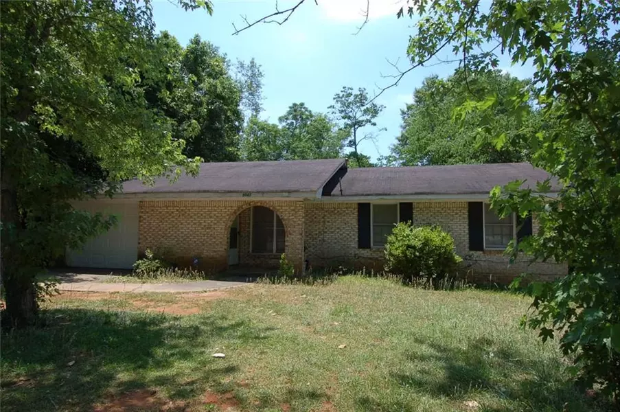 5047 W Mountain ST, Stone Mountain, GA 30083