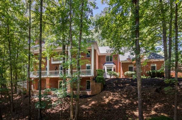 1545 Northcliff TRCE, Roswell, GA 30076