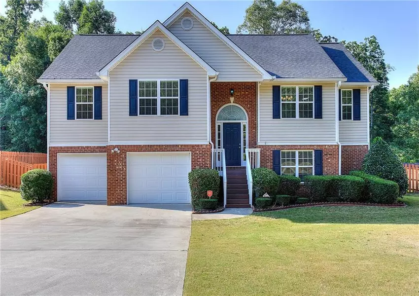 521 Emerald Pointe TRL, Monroe, GA 30655