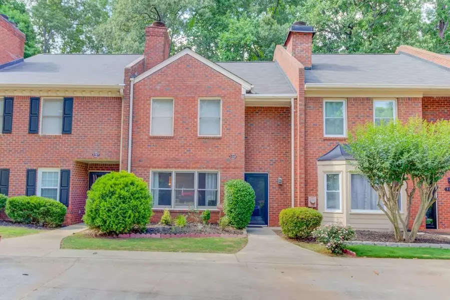 3165 CORNER OAK DR, Peachtree Corners, GA 30071