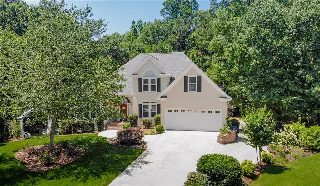 5030 Fox Lair LN, Alpharetta, GA 30009