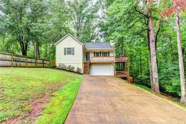 9840 Parkway LN, Gainesville, GA 30506