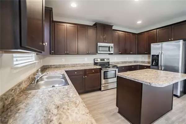 Rex, GA 30273,6331 Headwaters WAY