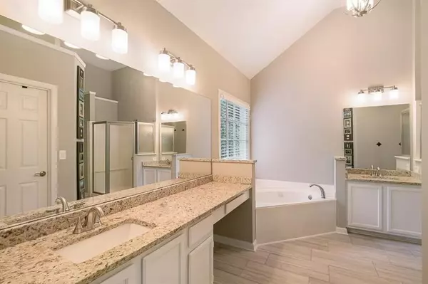 Johns Creek, GA 30022,430 DE MALLE CT