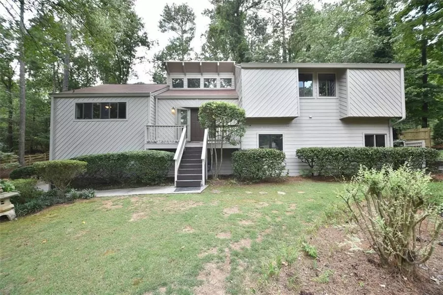 2571 Rocky Springs DR, Marietta, GA 30062