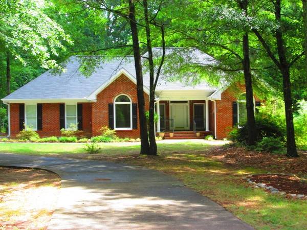 1964 MCCONNELL RD, Grayson, GA 30017