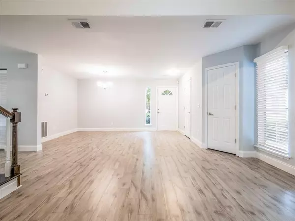Alpharetta, GA 30005,5703 Bridge Pointe DR