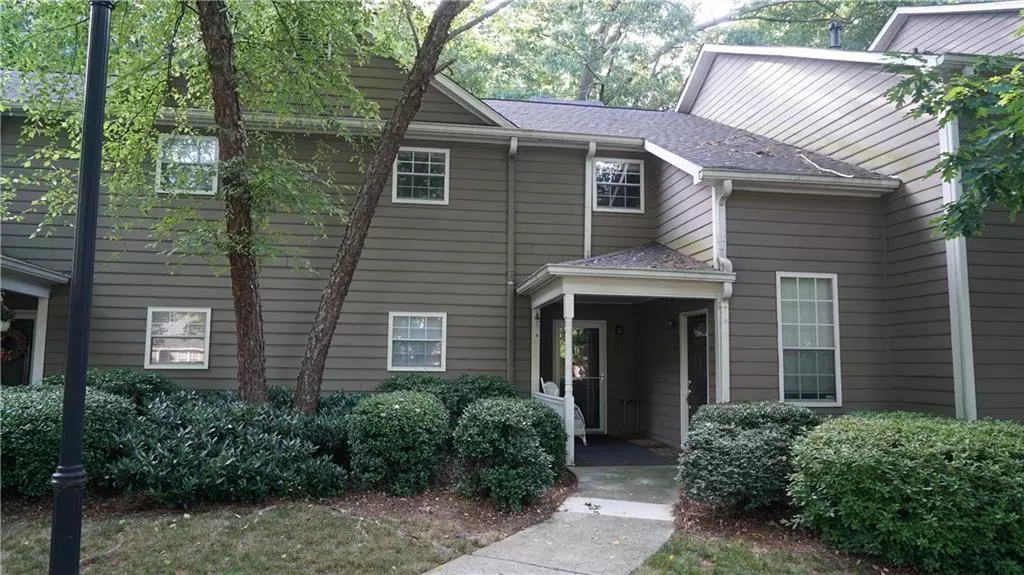 2160 N Forest TRL, Dunwoody, GA 30338