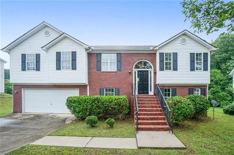 6784 Browns Mill Chase, Lithonia, GA 30038