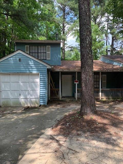 202 Pine Tree TRL, College Park, GA 30349