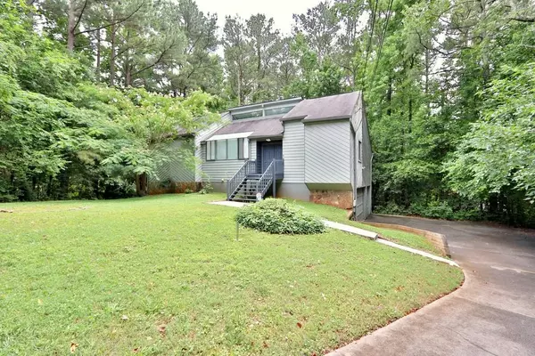 Stone Mountain, GA 30083,1484 CEDAR HEIGHTS DR