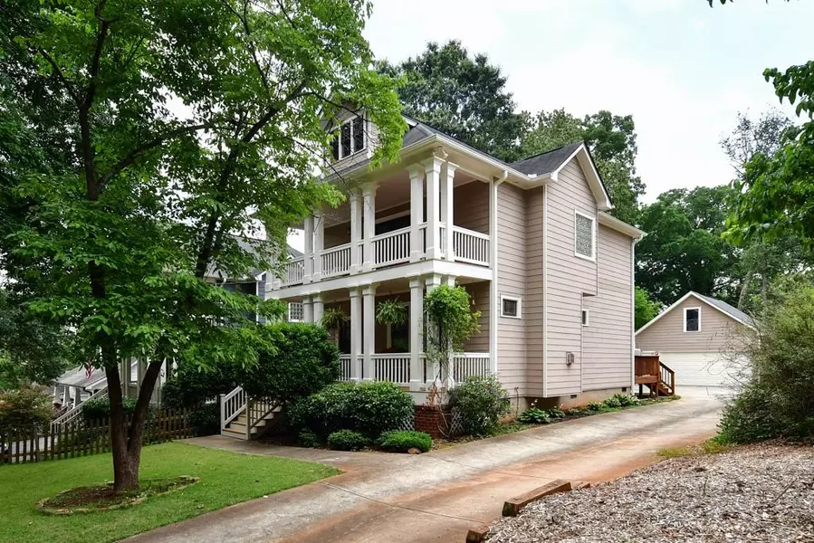 3111 Alston DR, Decatur, GA 30032