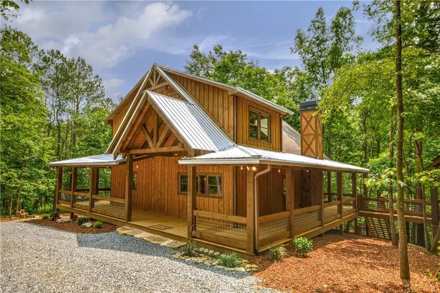 179 Huckleberry LN, Ellijay, GA 30536