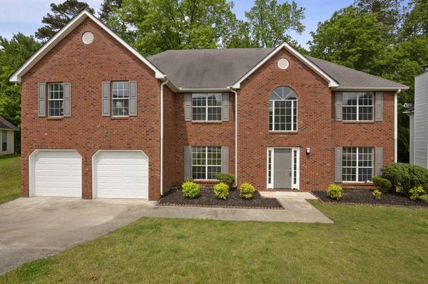 1142 CARRIAGE TRACE CIR, Stone Mountain, GA 30087