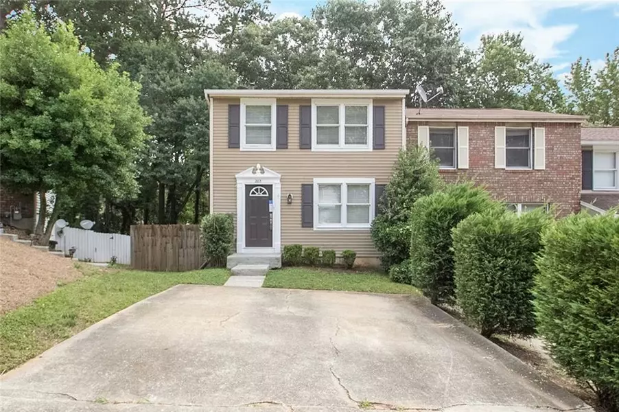 203 Hamilton TRCE, Marietta, GA 30068