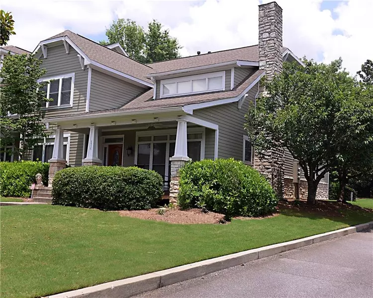 1525 Liberty LN, Roswell, GA 30075