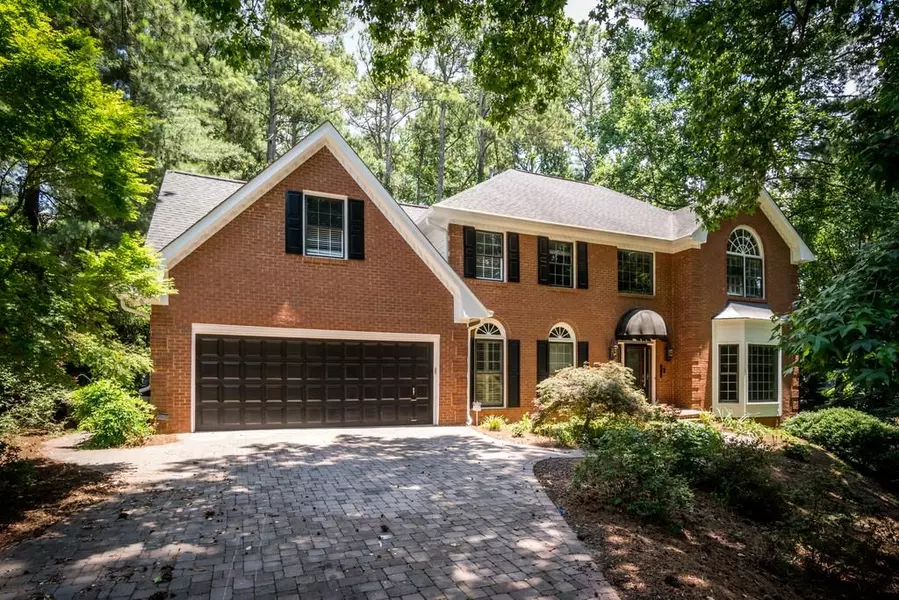 10235 Carleigh LN, Roswell, GA 30076