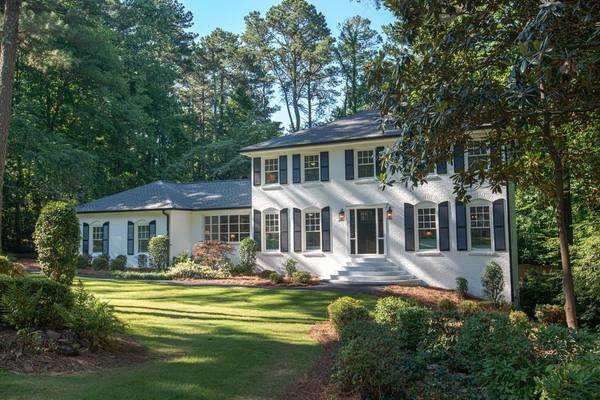 5003 Mountclaire RD, Stone Mountain, GA 30087