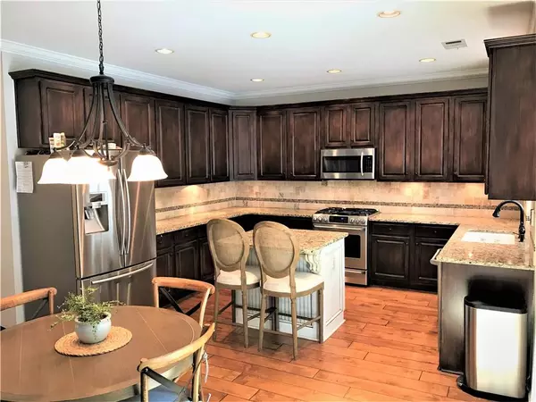 Alpharetta, GA 30009,12345 Clairmonte AVE