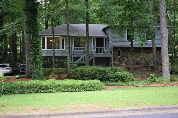 Roswell, GA 30075,275 Wickerberry HOLW NW