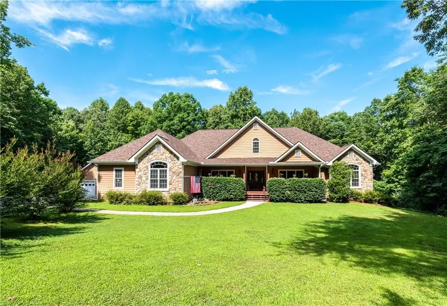 154 Clear Creek Valley TRL, Ellijay, GA 30536