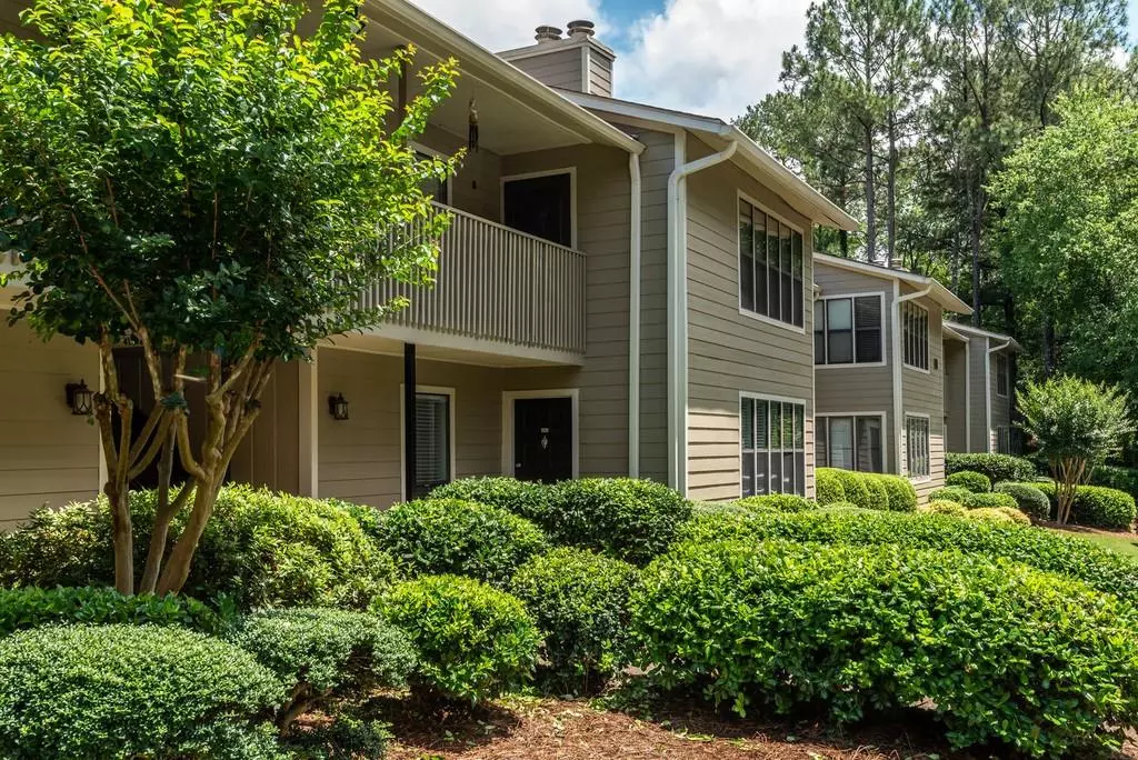 Roswell, GA 30075,203 River Mill CIR #203