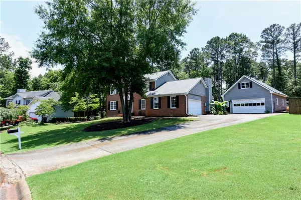 Lawrenceville, GA 30043,2840 Springtime CT