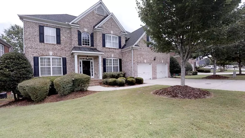 12677 WATERSIDE DR, Alpharetta, GA 30004