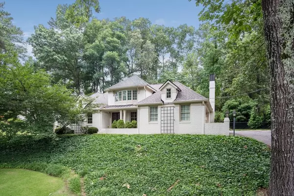 Sandy Springs, GA 30342,380 ELDEN DR NE