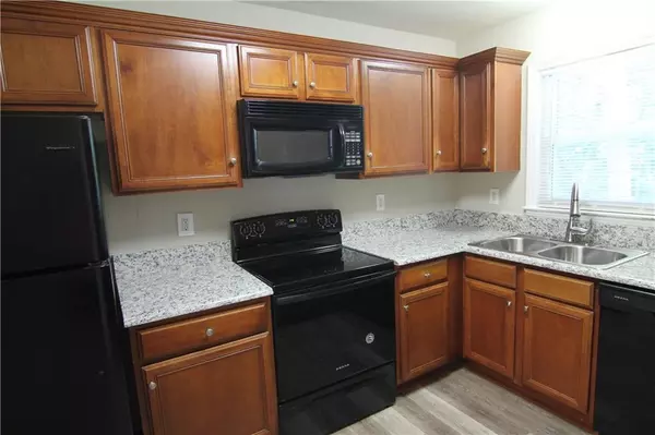 Stone Mountain, GA 30083,689 Oak Hill CIR