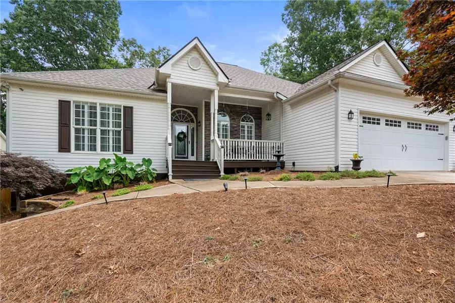 616 Bentwood TRL, Canton, GA 30114