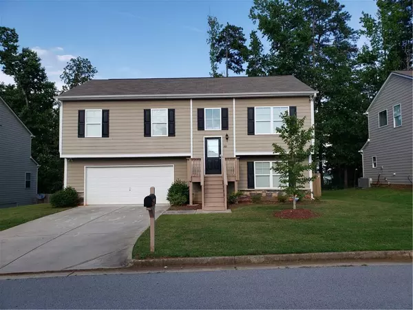 583 Forrest Hills Dr, Dallas, GA 30157