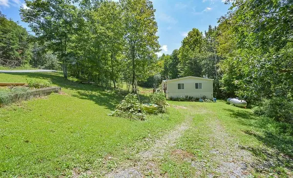 Waleska, GA 30183,155 White Laurel LN