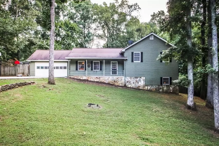 1825 Commonwealth LN, Cumming, GA 30041