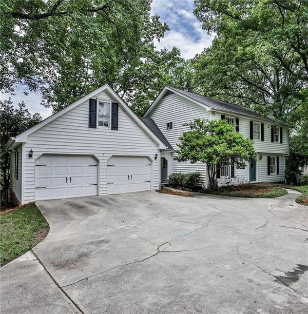 5476 Woodsong TRL, Dunwoody, GA 30338