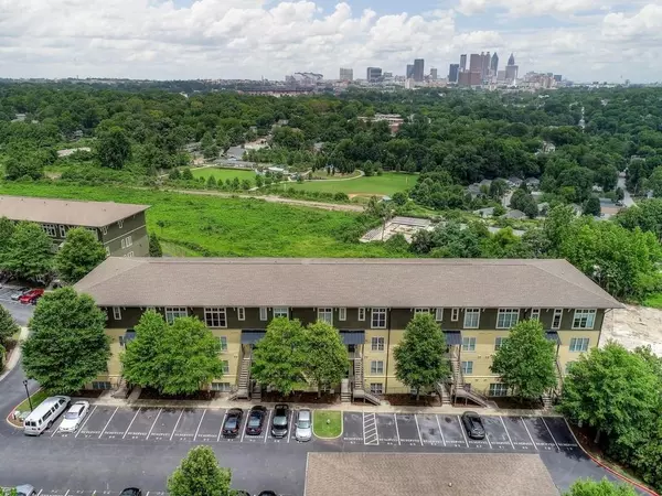 1195 Milton TER SE #1204, Atlanta, GA 30315