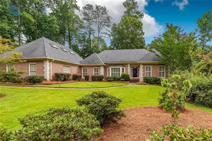 4900 Forestglade CT, Stone Mountain, GA 30087