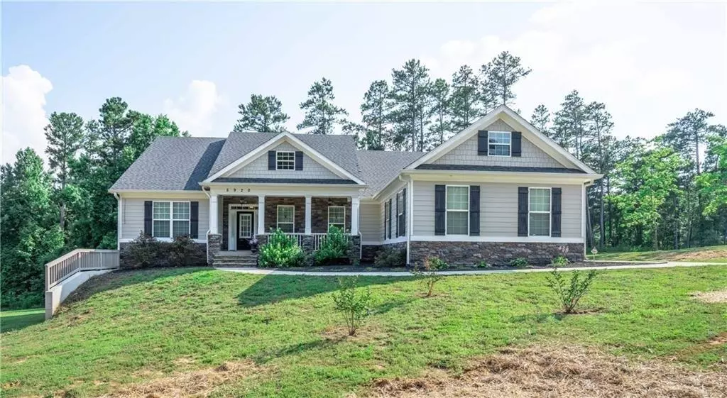 5920 Circle 4 Ranch RD, Flowery Branch, GA 30542