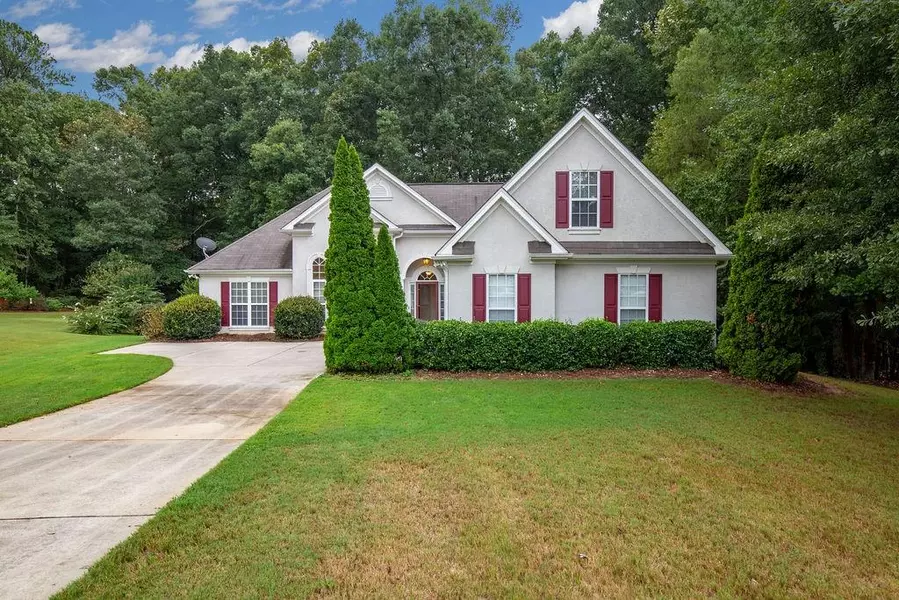 100 River Birch TRCE, Fayetteville, GA 30215