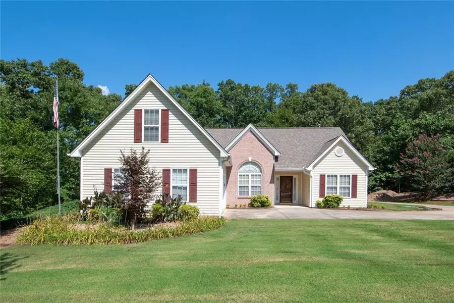 5365 Amber Cove WAY, Flowery Branch, GA 30542