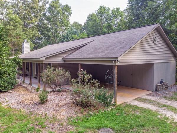 817 Fowler RD, Ellijay, GA 30536