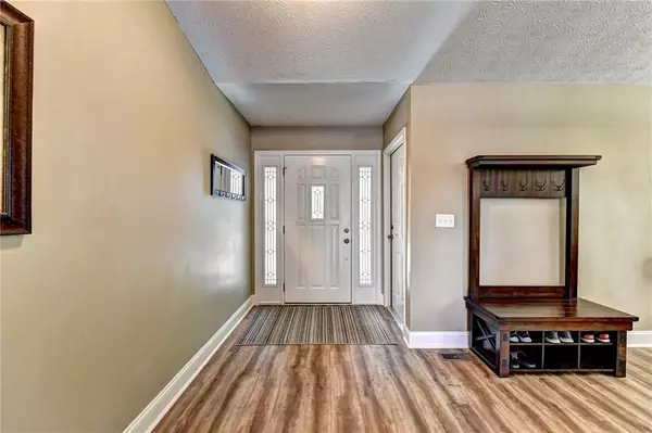 Suwanee, GA 30024,411 Oakleaf TRL