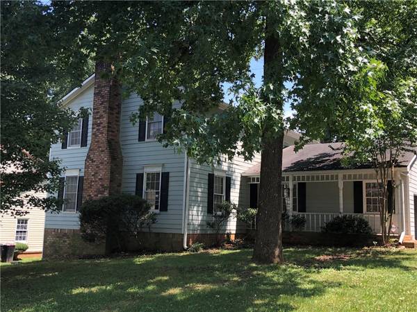 4489 Woodland Forest DR, Stone Mountain, GA 30083