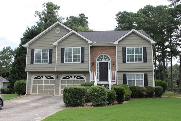 2700 TRIBBLE GATES DR, Loganville, GA 30052