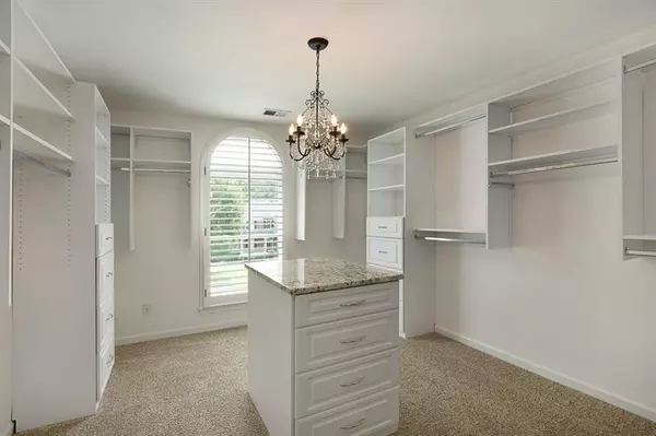 Suwanee, GA 30024,7140 PALISADES PT